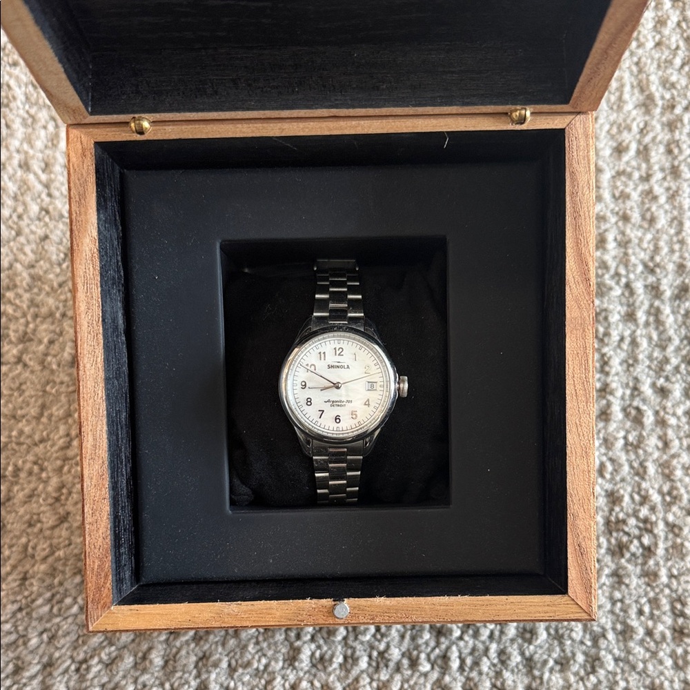 Shinola Women’s 32 mm Vinton Watch